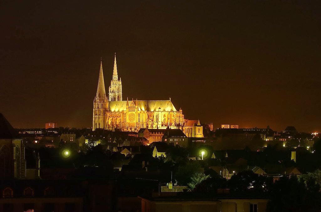 Campanile Chartres Centre - Gare - Cathedrale Ξενοδοχείο Εξωτερικό φωτογραφία